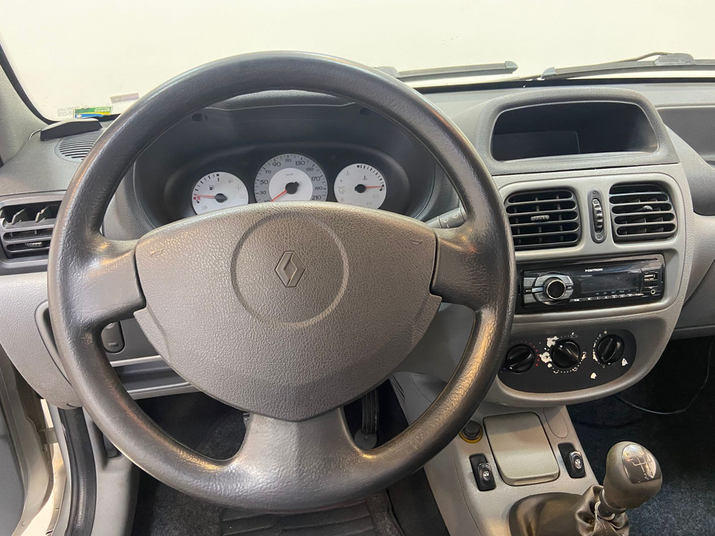 Renault Clio Prata