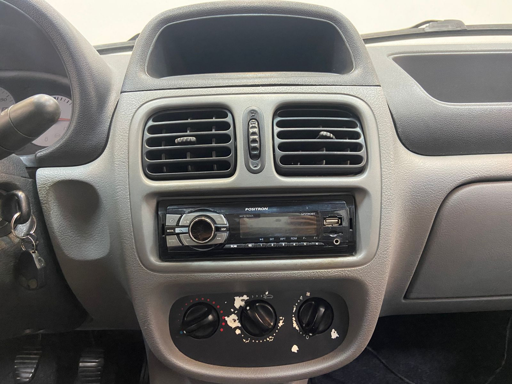 Renault Clio Prata