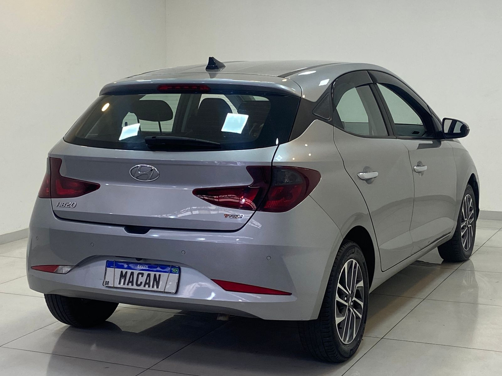 Hyundai HB20 Prata