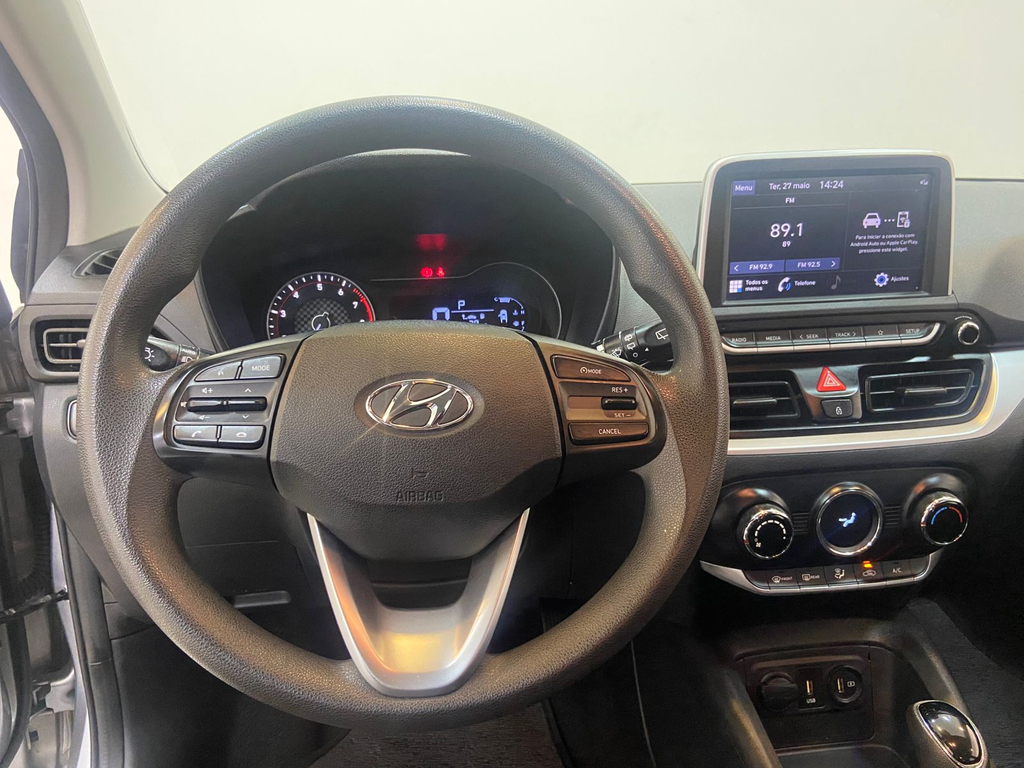 Hyundai HB20 Prata
