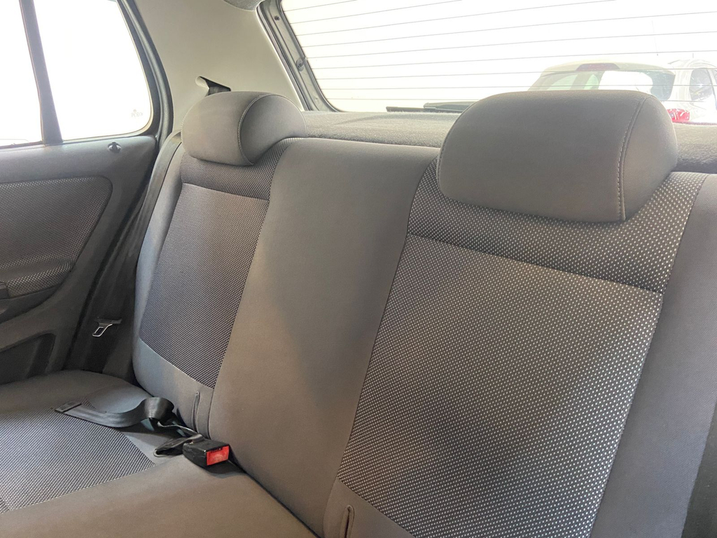 Volkswagen Fox Cinza