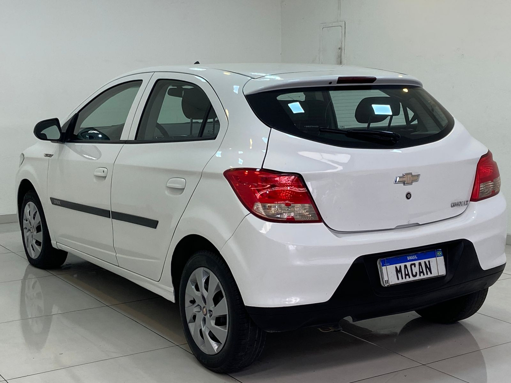 Chevrolet Onix Branco