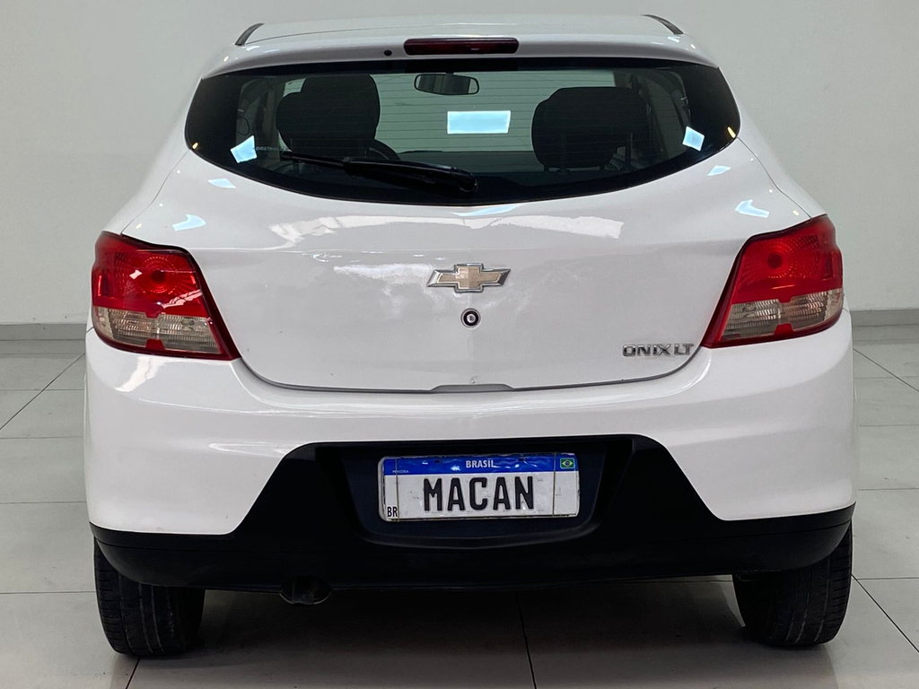 Chevrolet Onix Branco