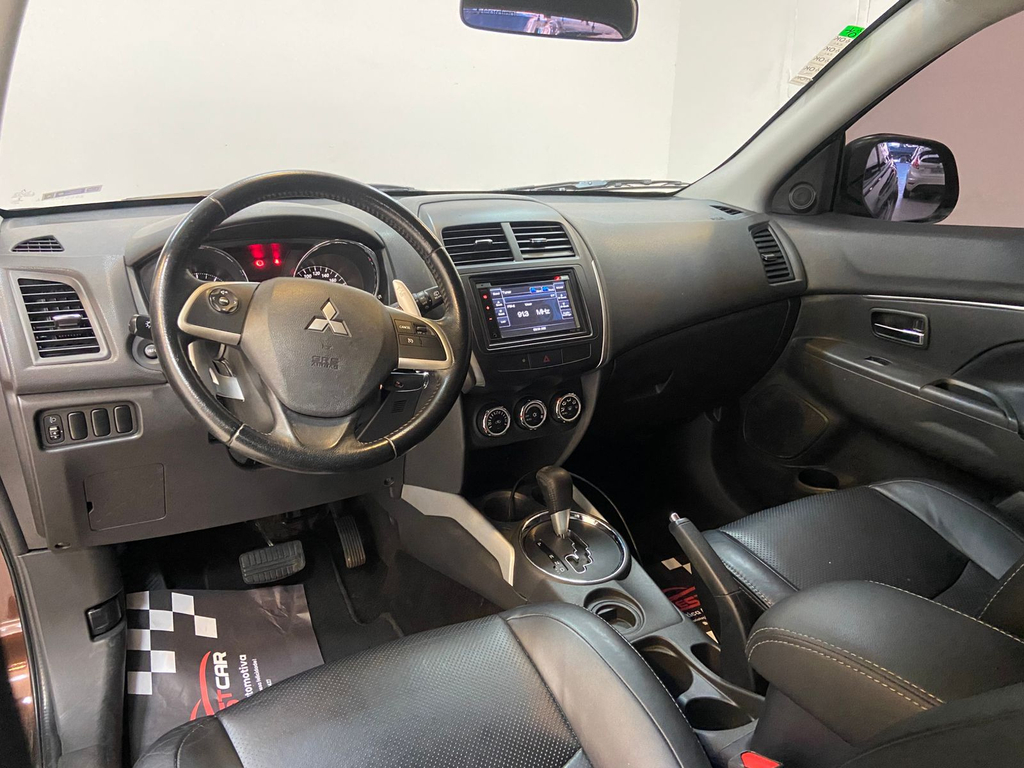 Mitsubishi ASX Marrom