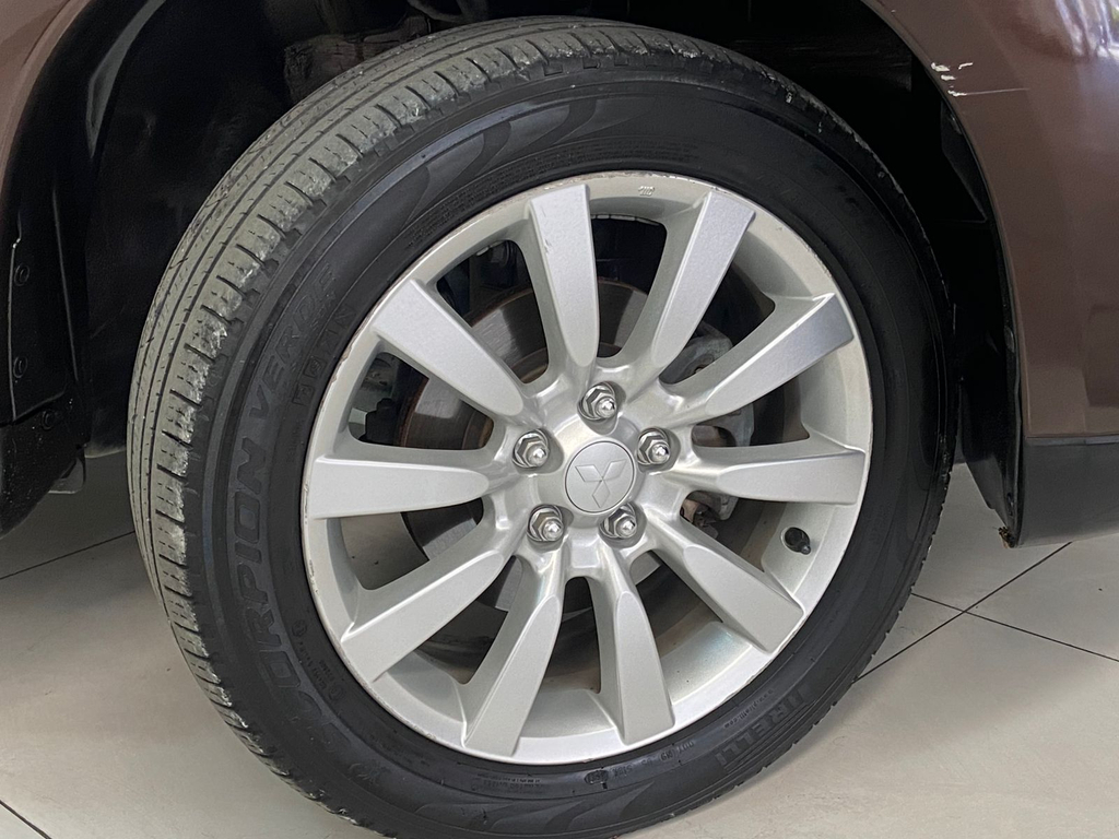Mitsubishi ASX Marrom