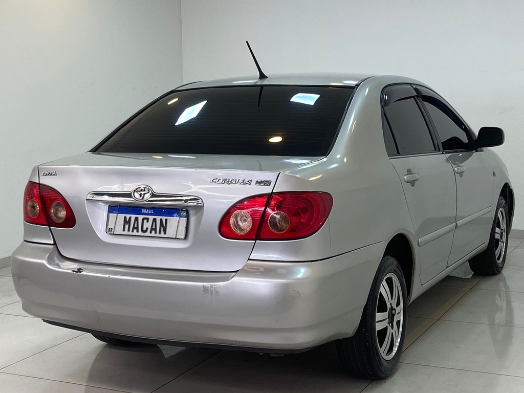 Toyota Corolla Prata