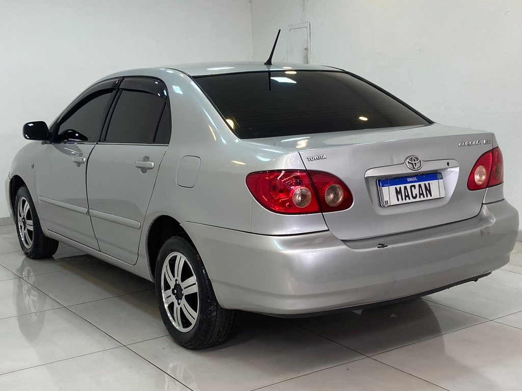 Toyota Corolla Prata
