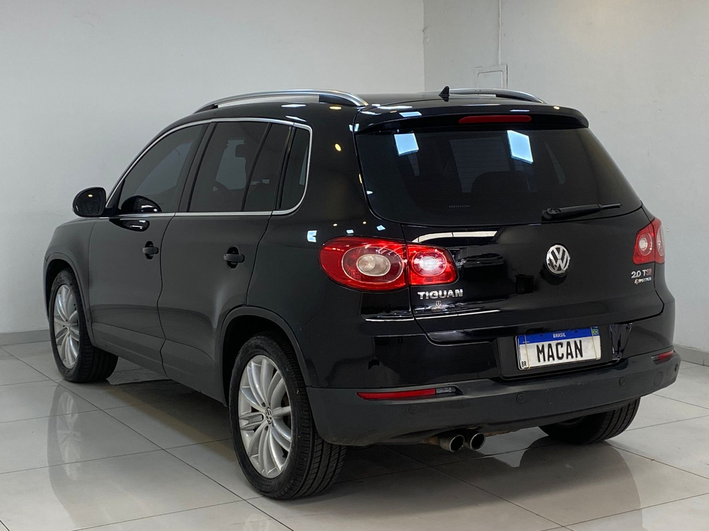 Volkswagen Tiguan Preto