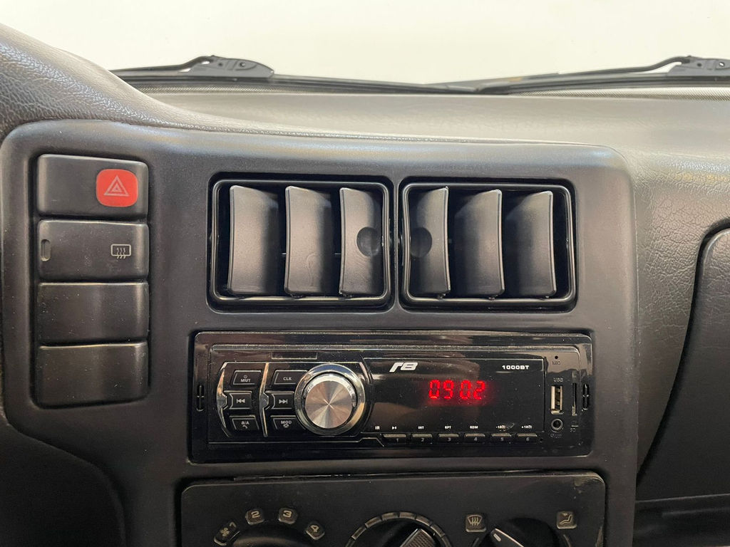 Volkswagen Polo Classic Bege