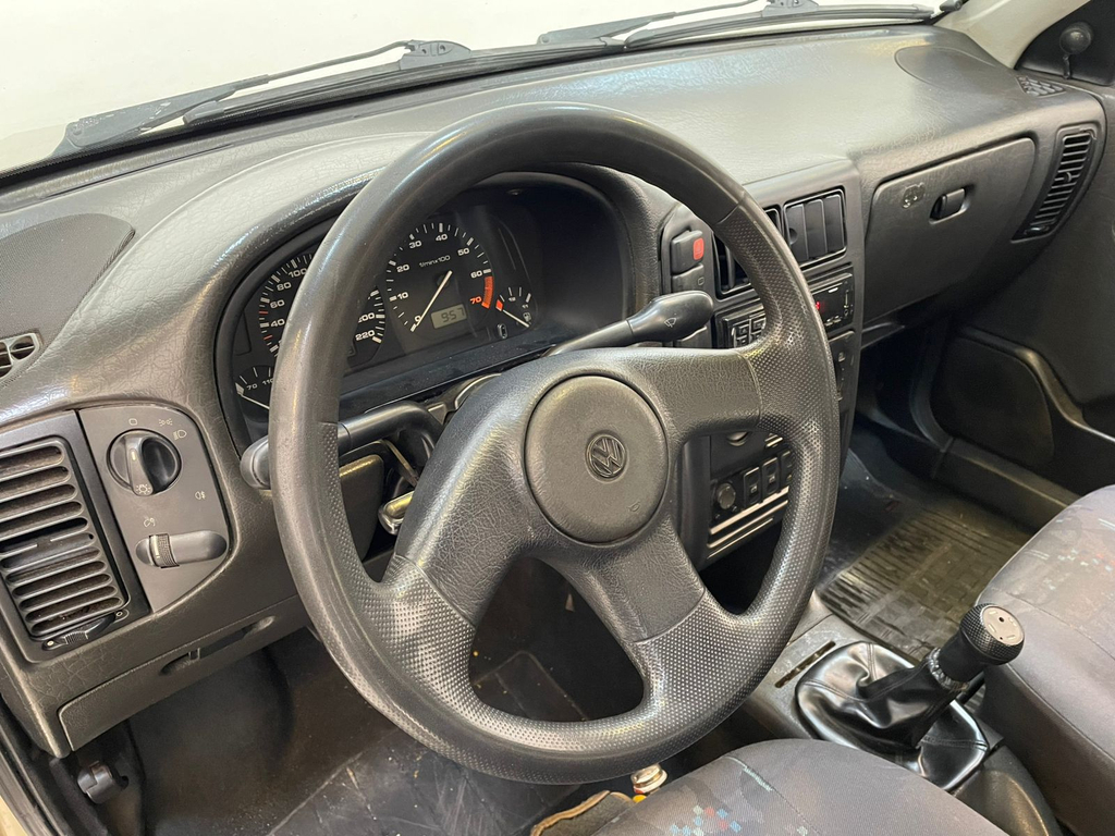 Volkswagen Polo Classic Bege