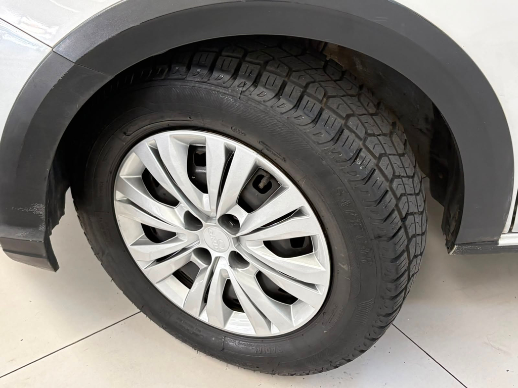 Volkswagen Saveiro Prata