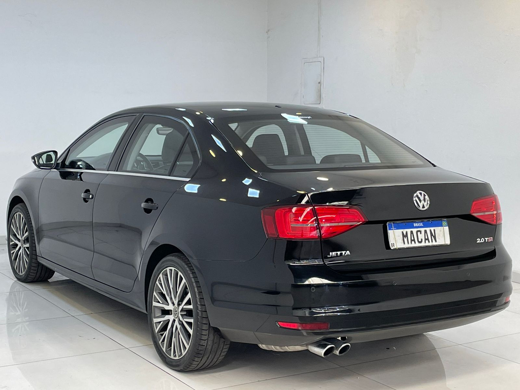 Volkswagen Jetta Preto