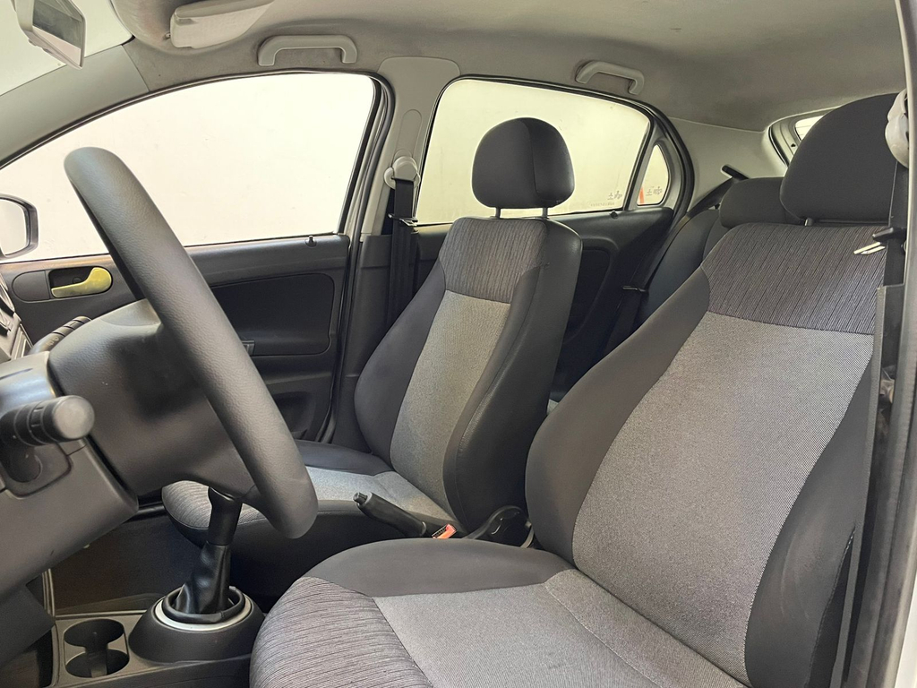 Volkswagen Gol Prata