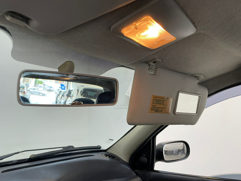 Fiat Siena Cinza