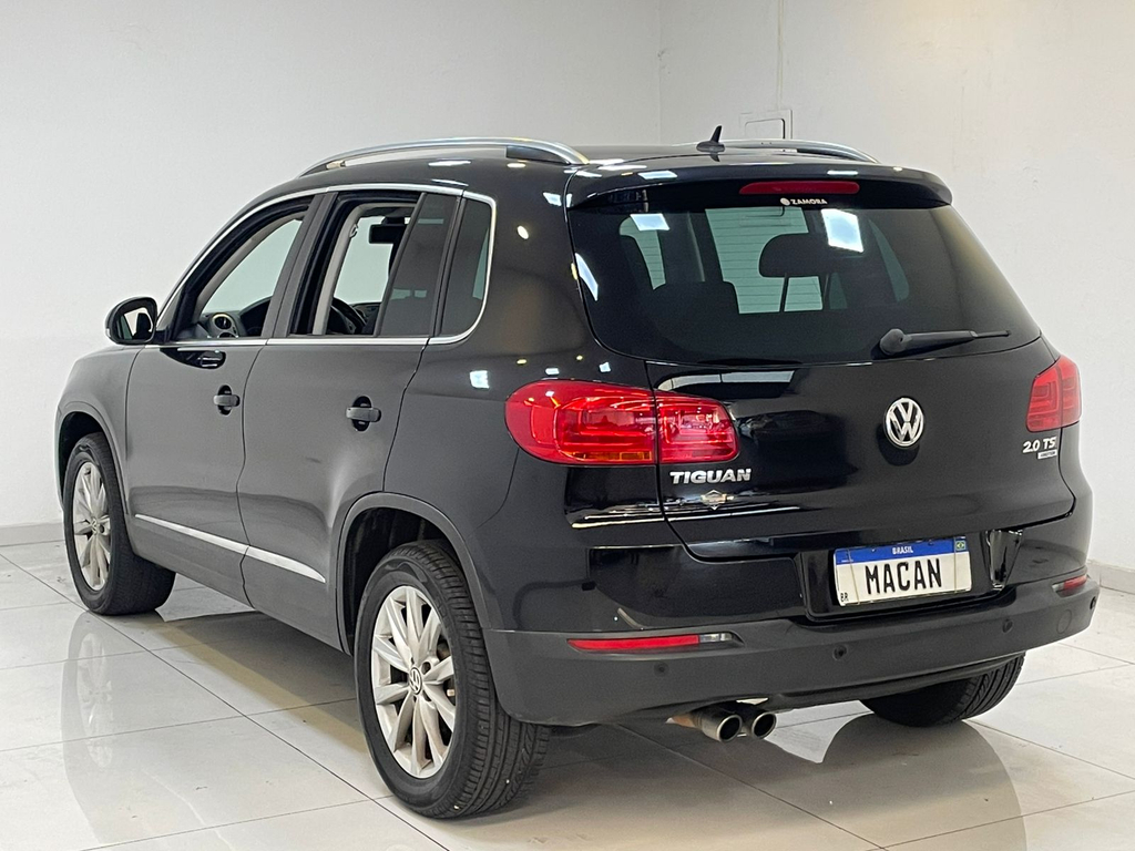 Volkswagen Tiguan Preto