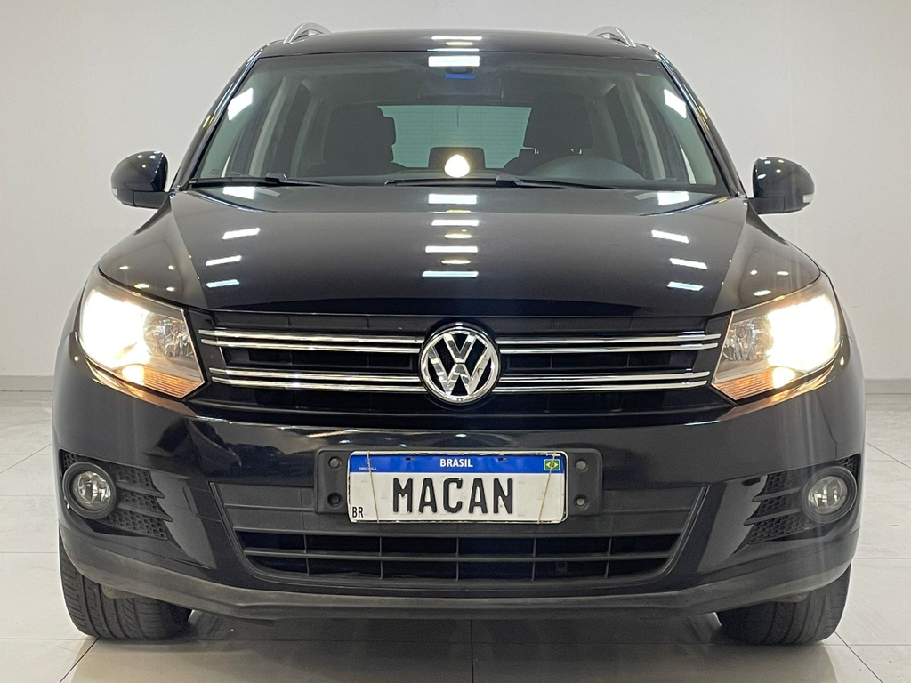 Volkswagen Tiguan Preto