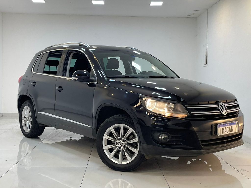 Volkswagen Tiguan Preto