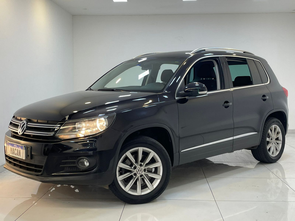 Volkswagen Tiguan Preto