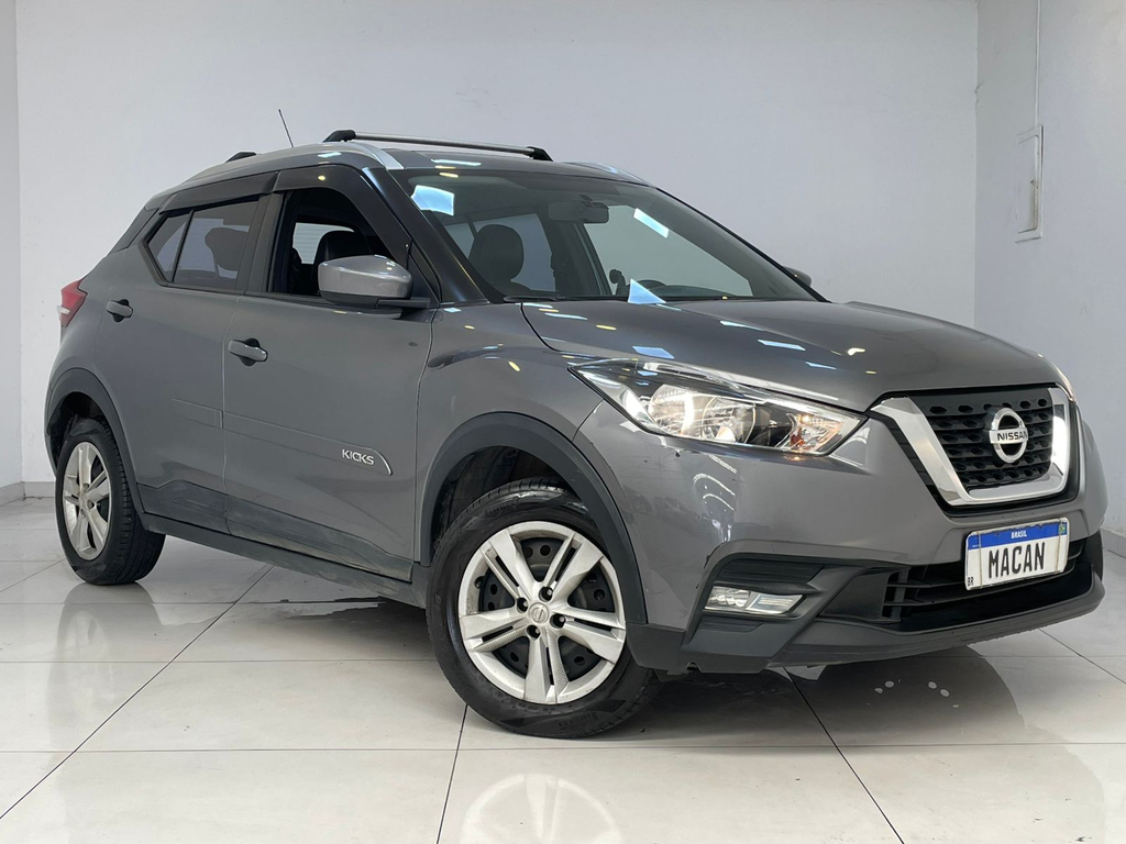 Nissan Kicks Cinza