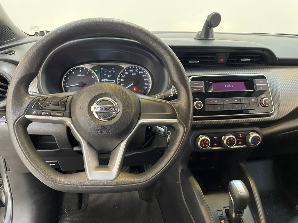 Nissan Kicks Cinza