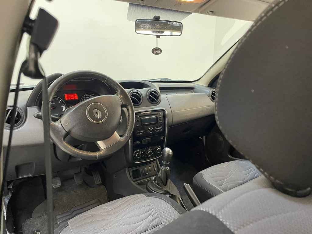 Renault Duster Branco