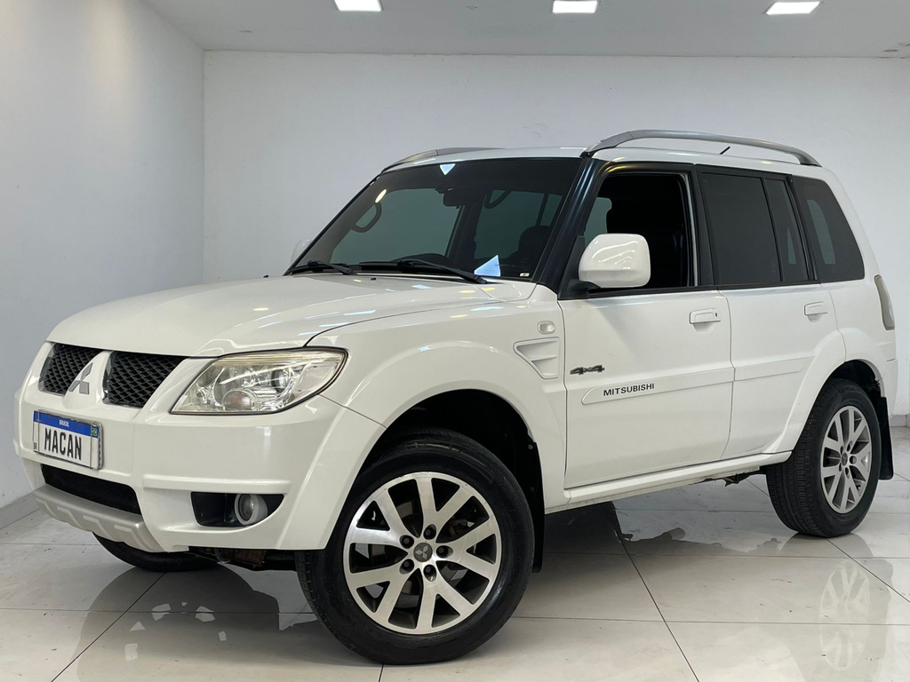 Mitsubishi Pajero Branco