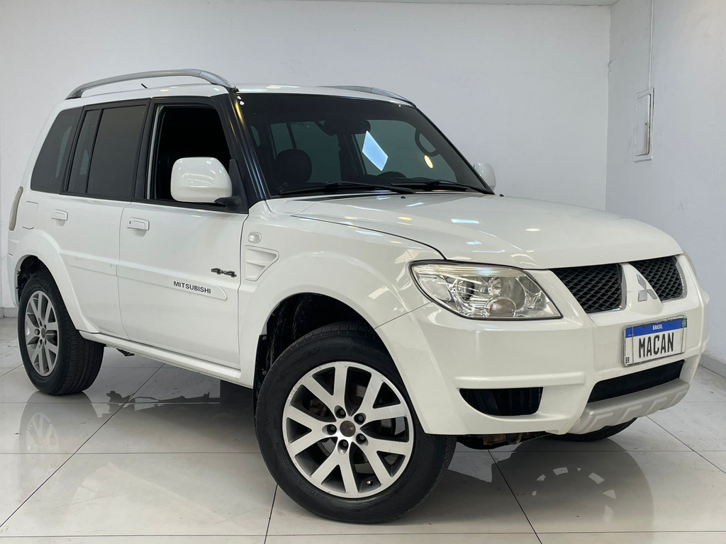 Mitsubishi Pajero Branco