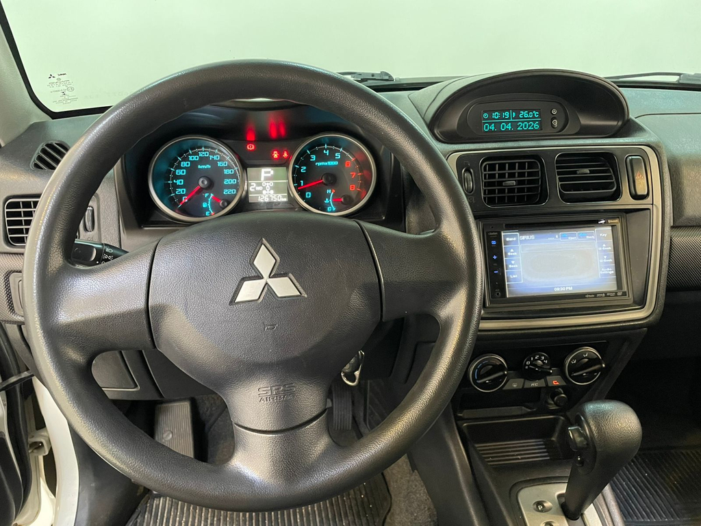Mitsubishi Pajero Branco
