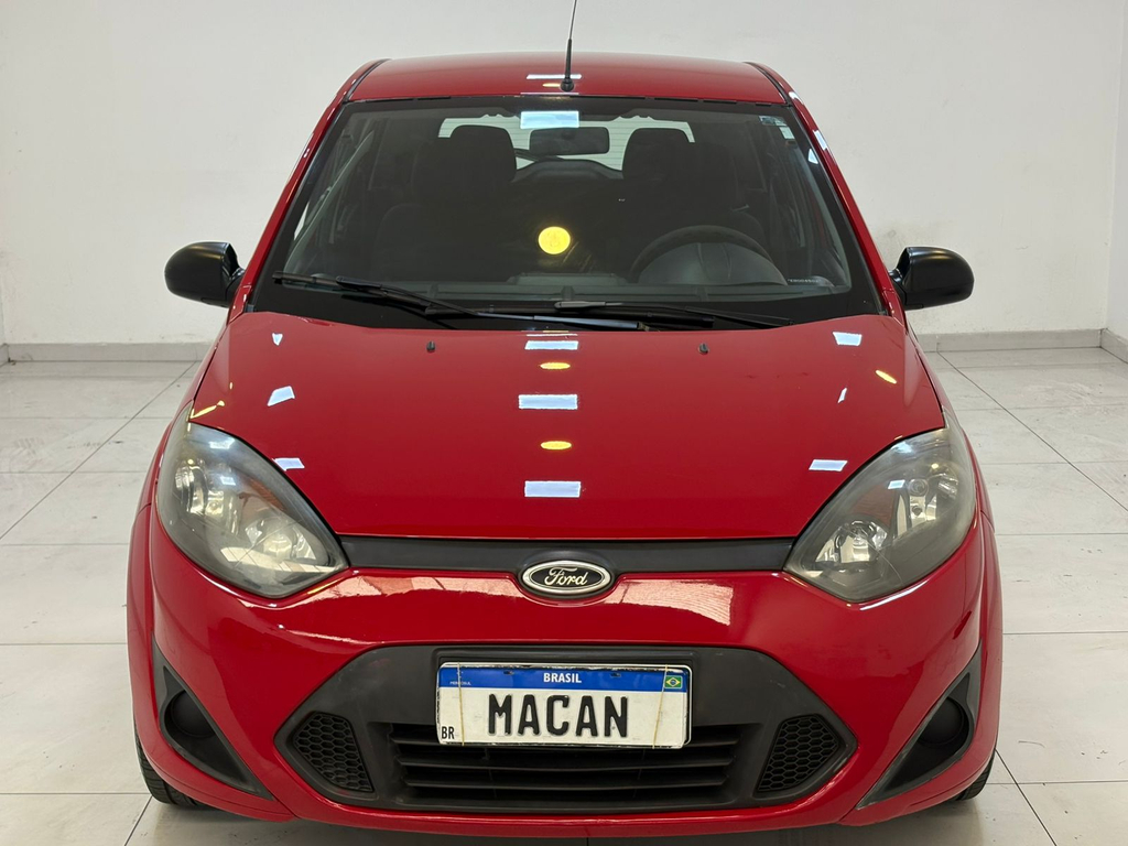 Ford Fiesta Hatch Vermelho