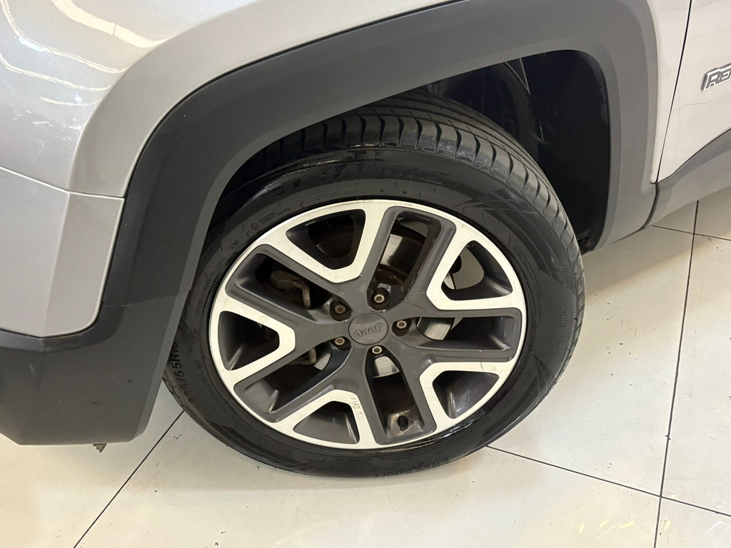 Jeep Renegade Prata