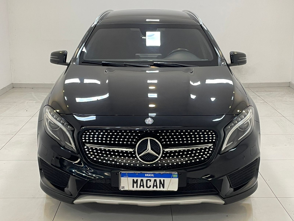 Mercedes Benz GLA-250 Preto