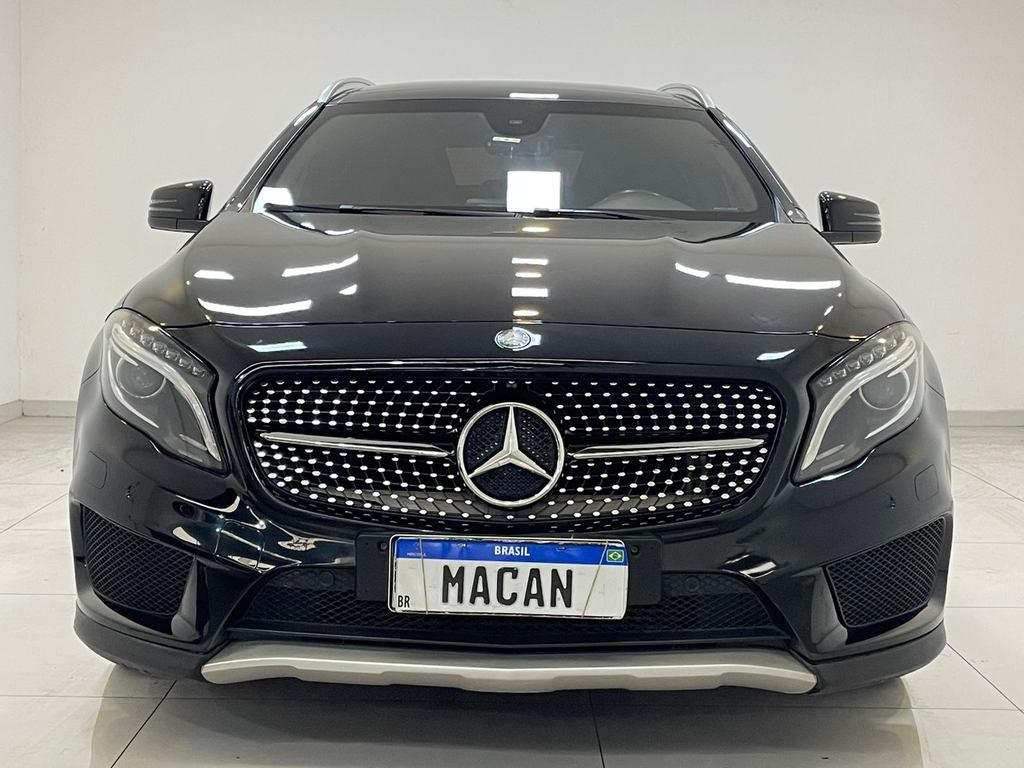 Mercedes Benz GLA-250 Preto