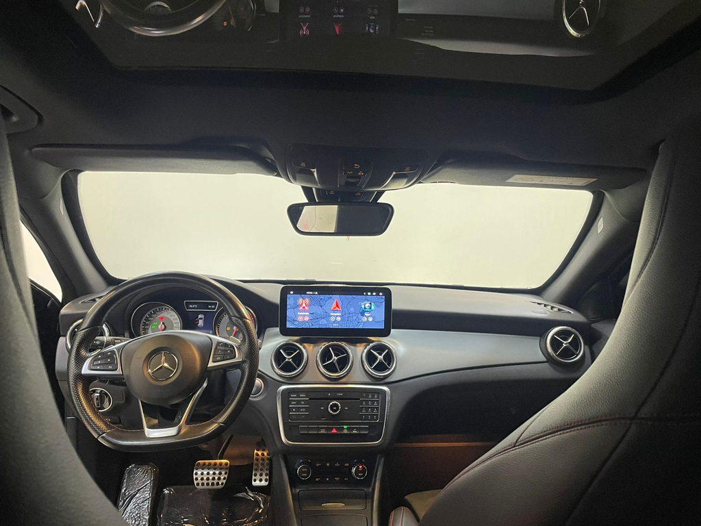 Mercedes Benz GLA-250 Preto