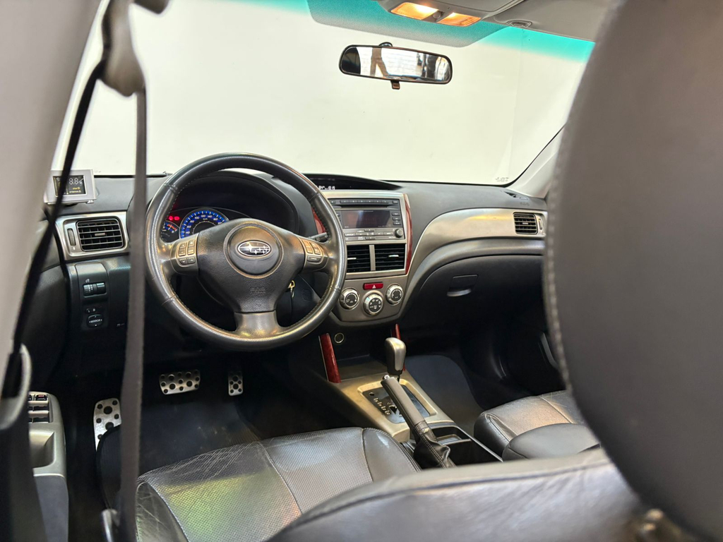 Subaru Forester Prata