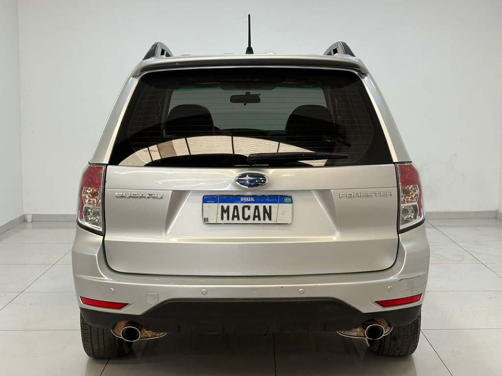 Subaru Forester Prata