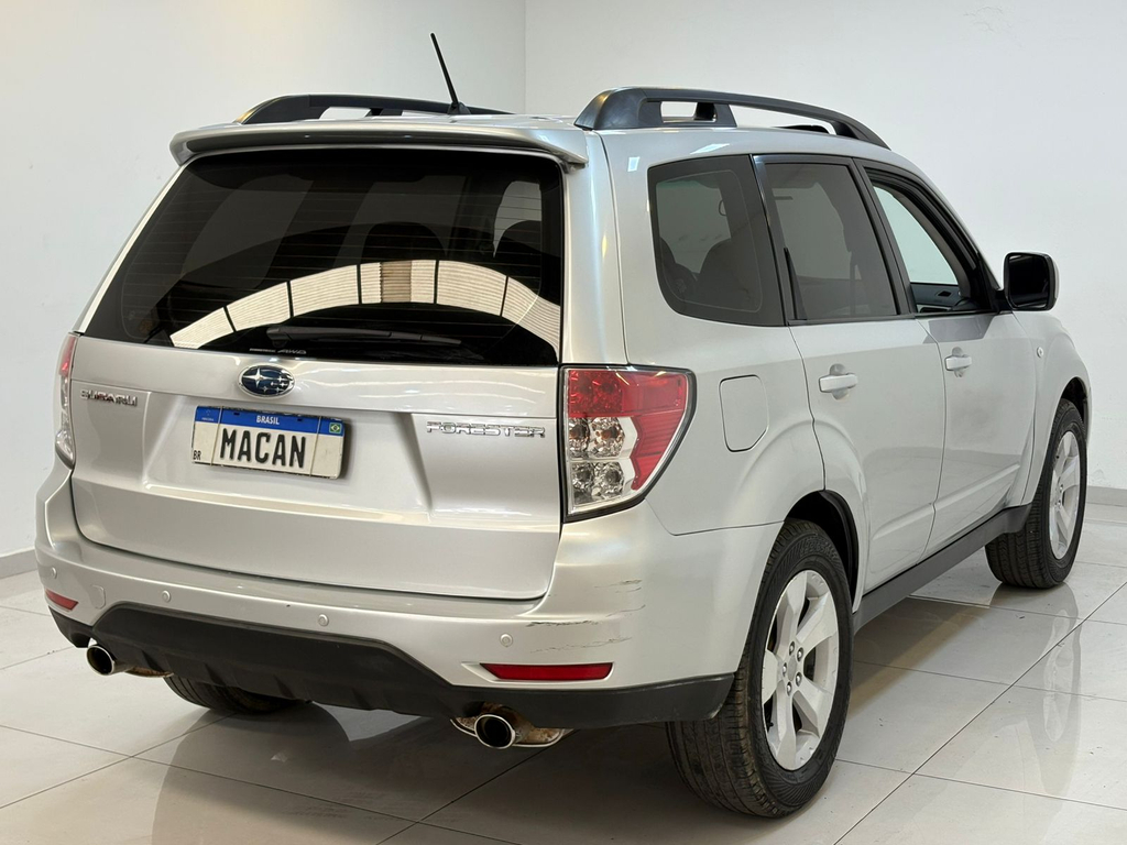 Subaru Forester Prata