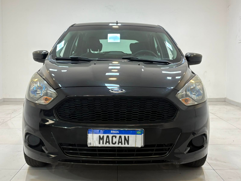 Ford Ka+ Preto