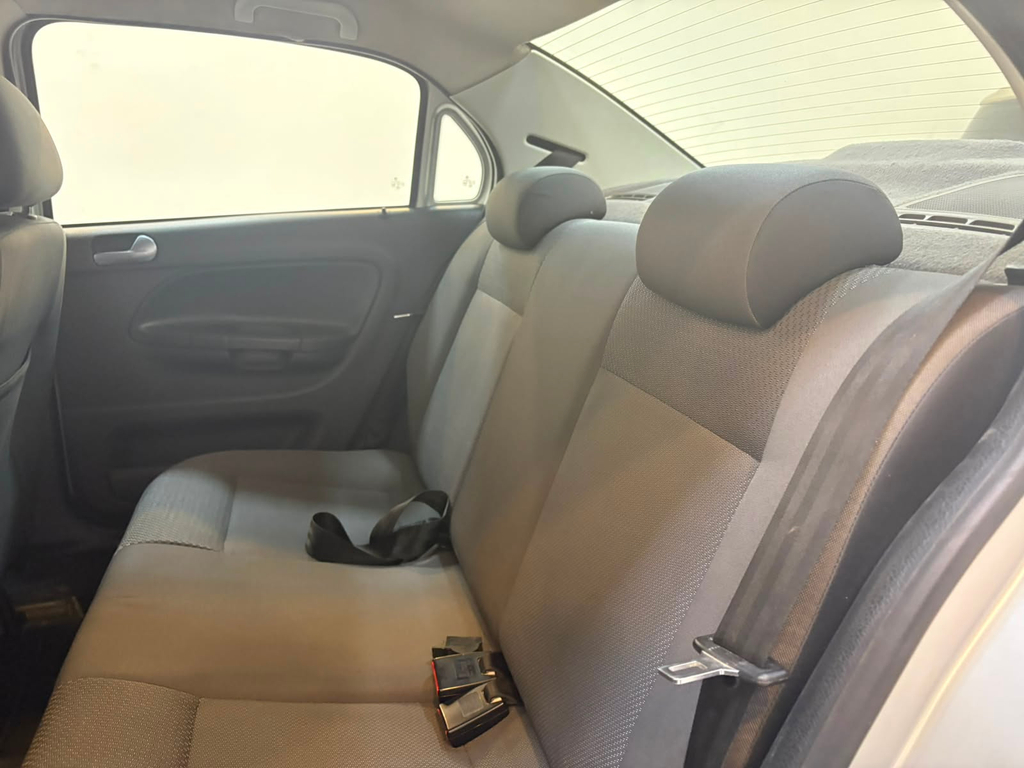 Volkswagen Voyage Prata