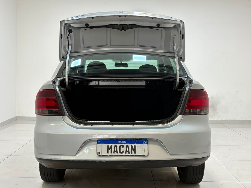 Volkswagen Voyage Prata