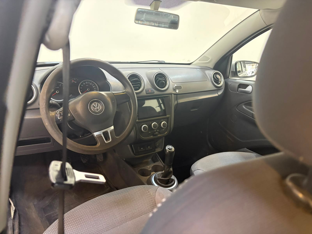 Volkswagen Voyage Prata