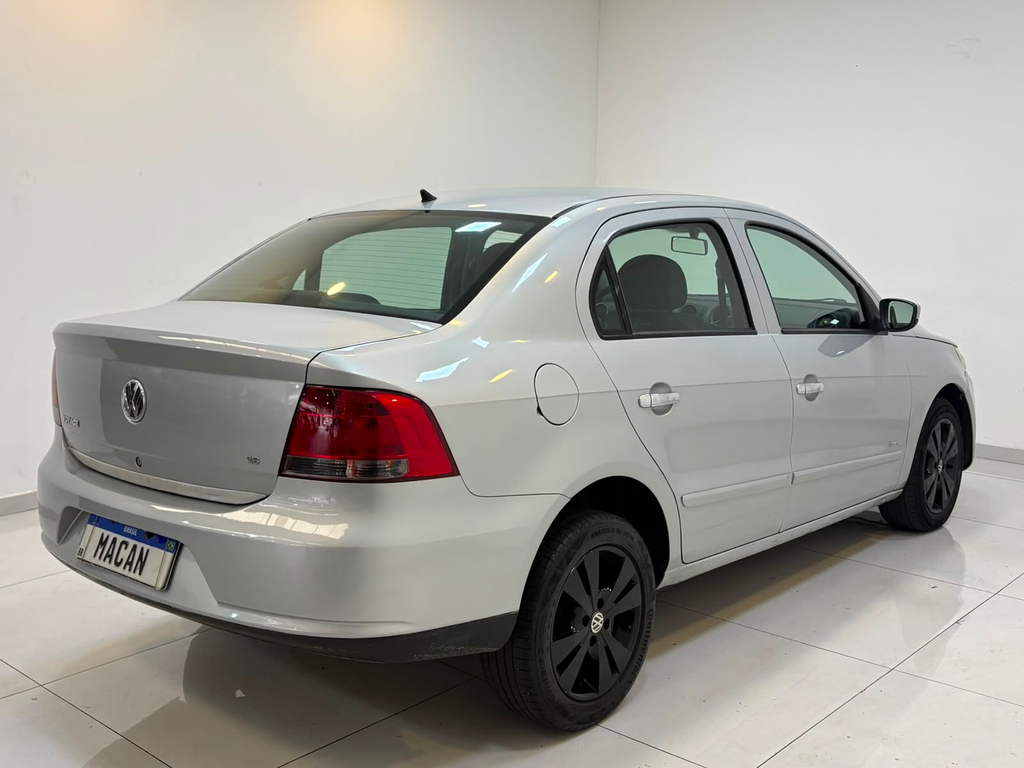 Volkswagen Voyage Prata