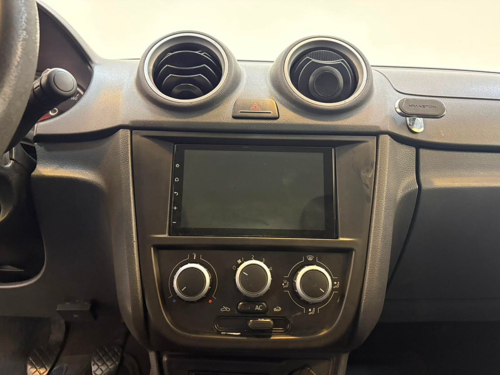 Volkswagen Voyage Prata