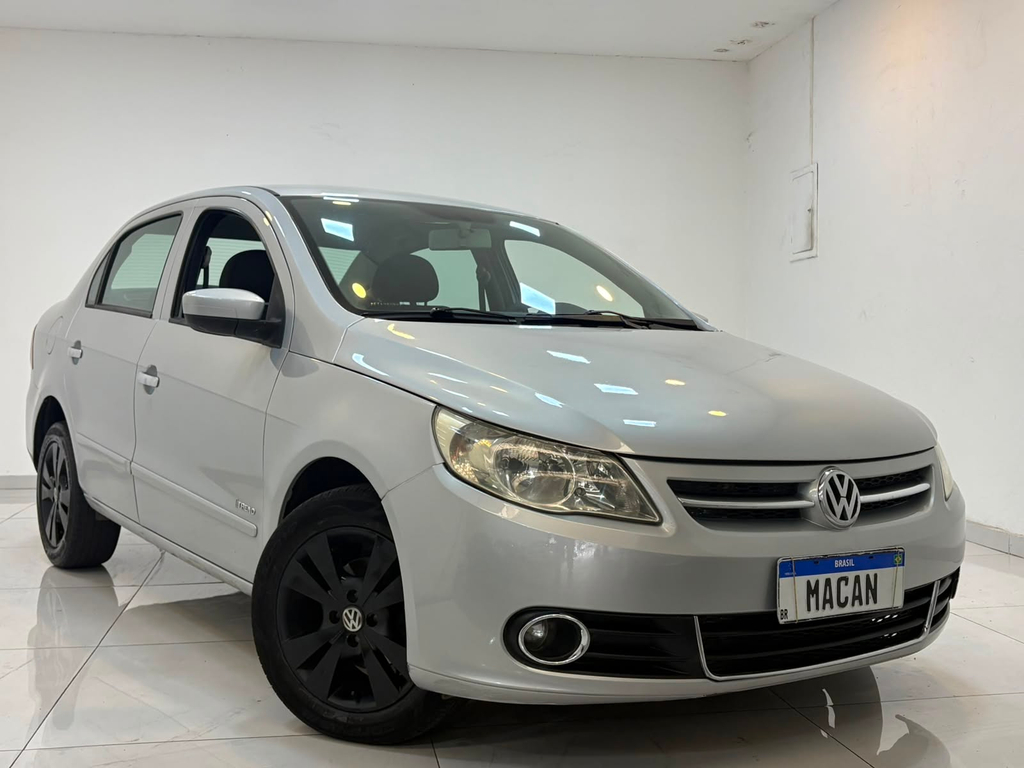 Volkswagen Voyage Prata