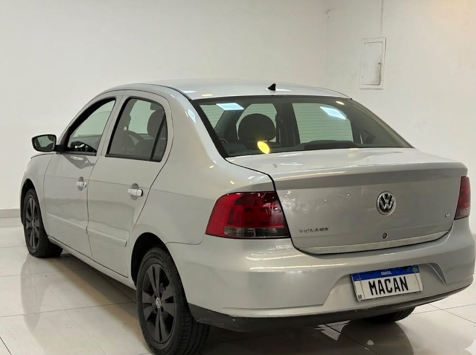 Volkswagen Voyage Prata