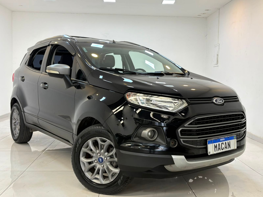 Ford EcoSport Preto