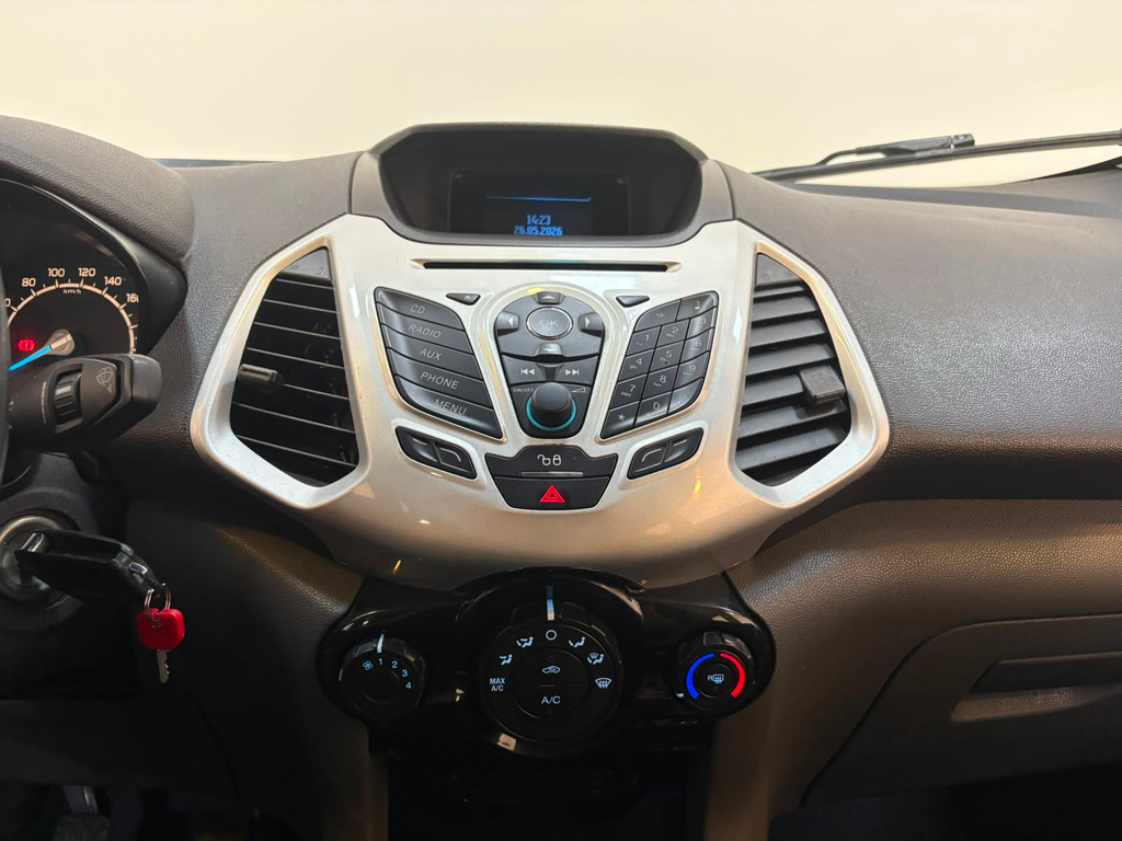 Ford EcoSport Preto