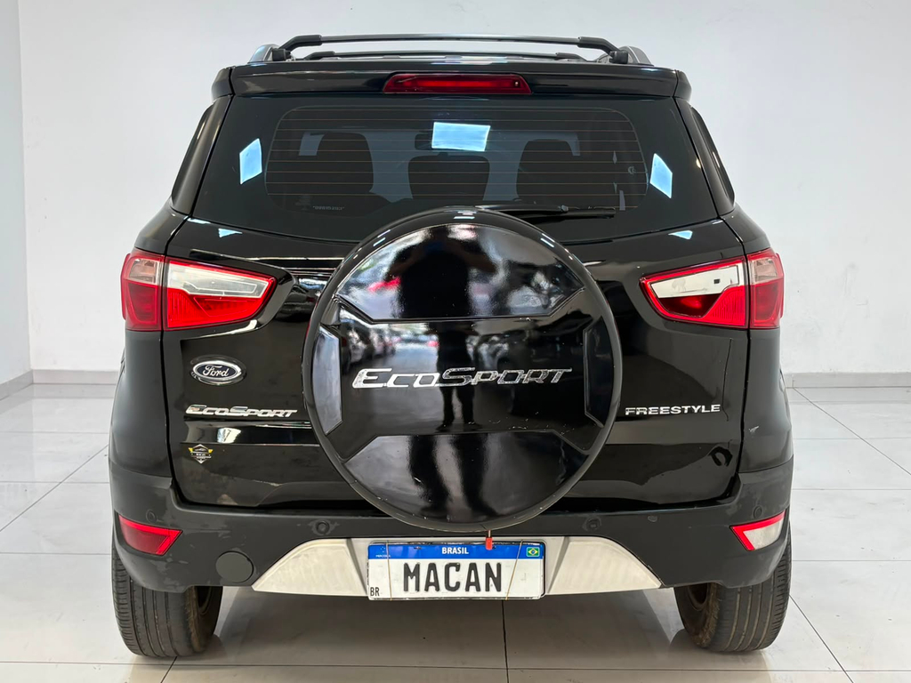 Ford EcoSport Preto