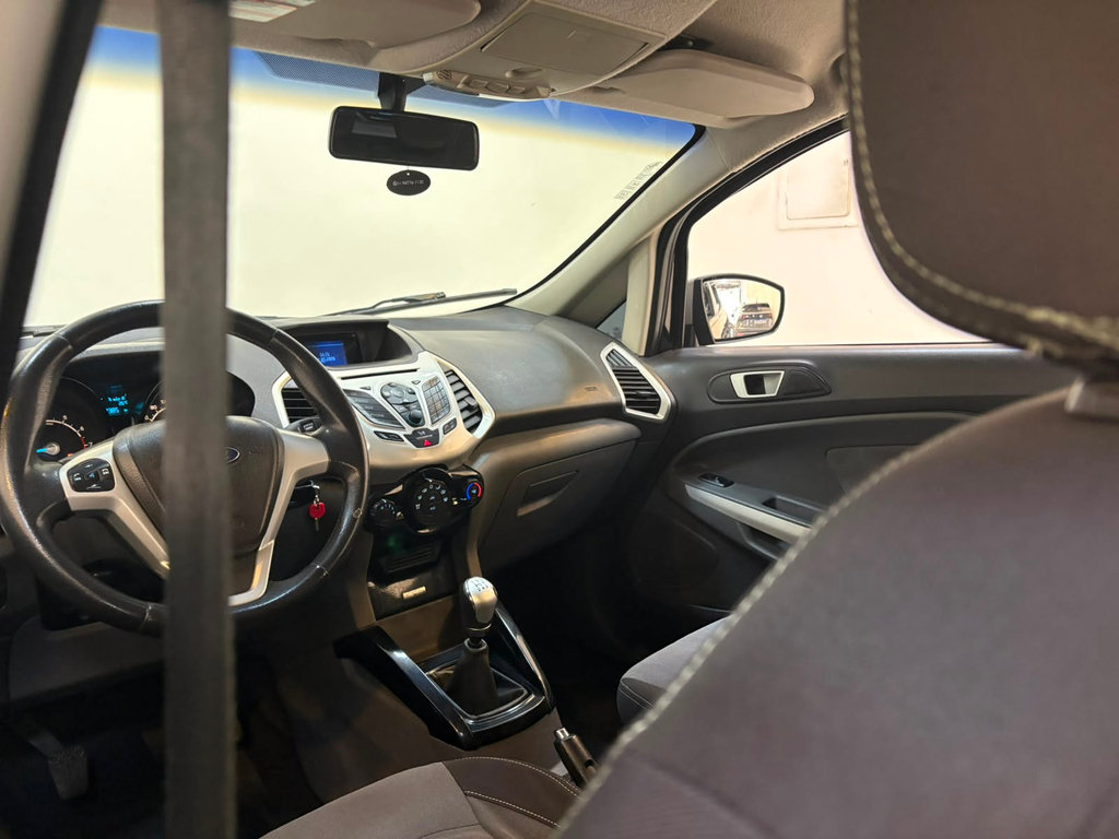 Ford EcoSport Preto