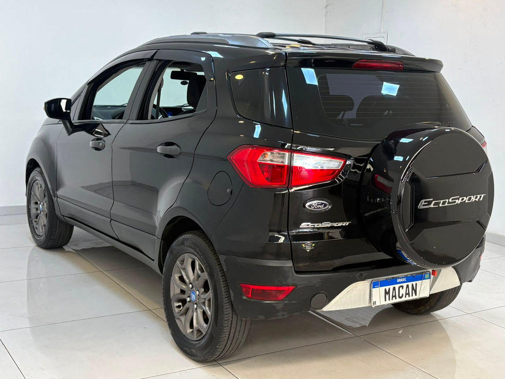 Ford EcoSport Preto