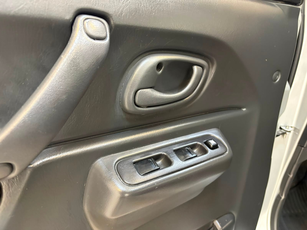 Suzuki Jimny Prata